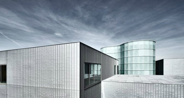 Museo delle Culture: Milan’s first museum dedicated to culture | You can visit us at our website, www.sornixelvuta.pro and check our Pinterest @midcenturyblog to get more #MidCenturyModern inspiration.