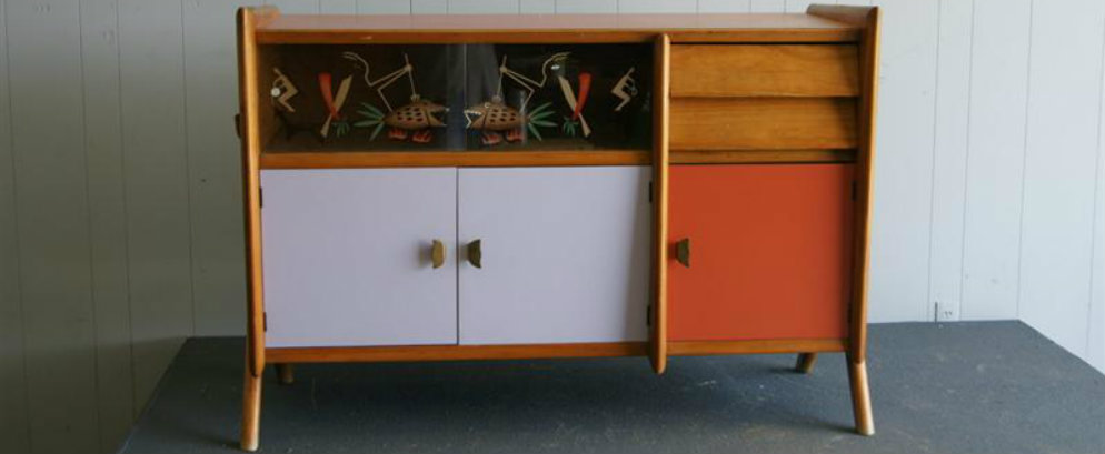 Midcentury modern Italian design Salvatore Ferrante | You can visit us at our website, www.sornixelvuta.pro and check our Pinterest @midcenturyblog to get more #MidCenturyModern inspiration.