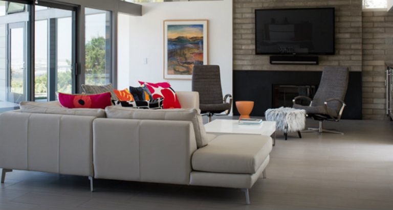 Discover this Mid-century traditional home