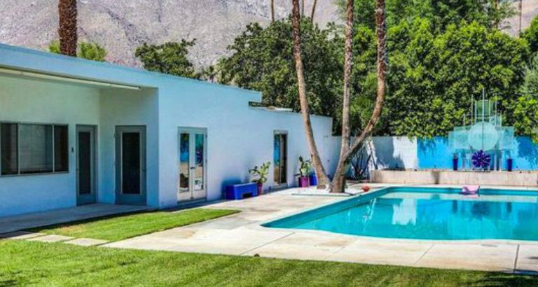 This Palm Springs' Mid-century Modern Home Is on the Market!