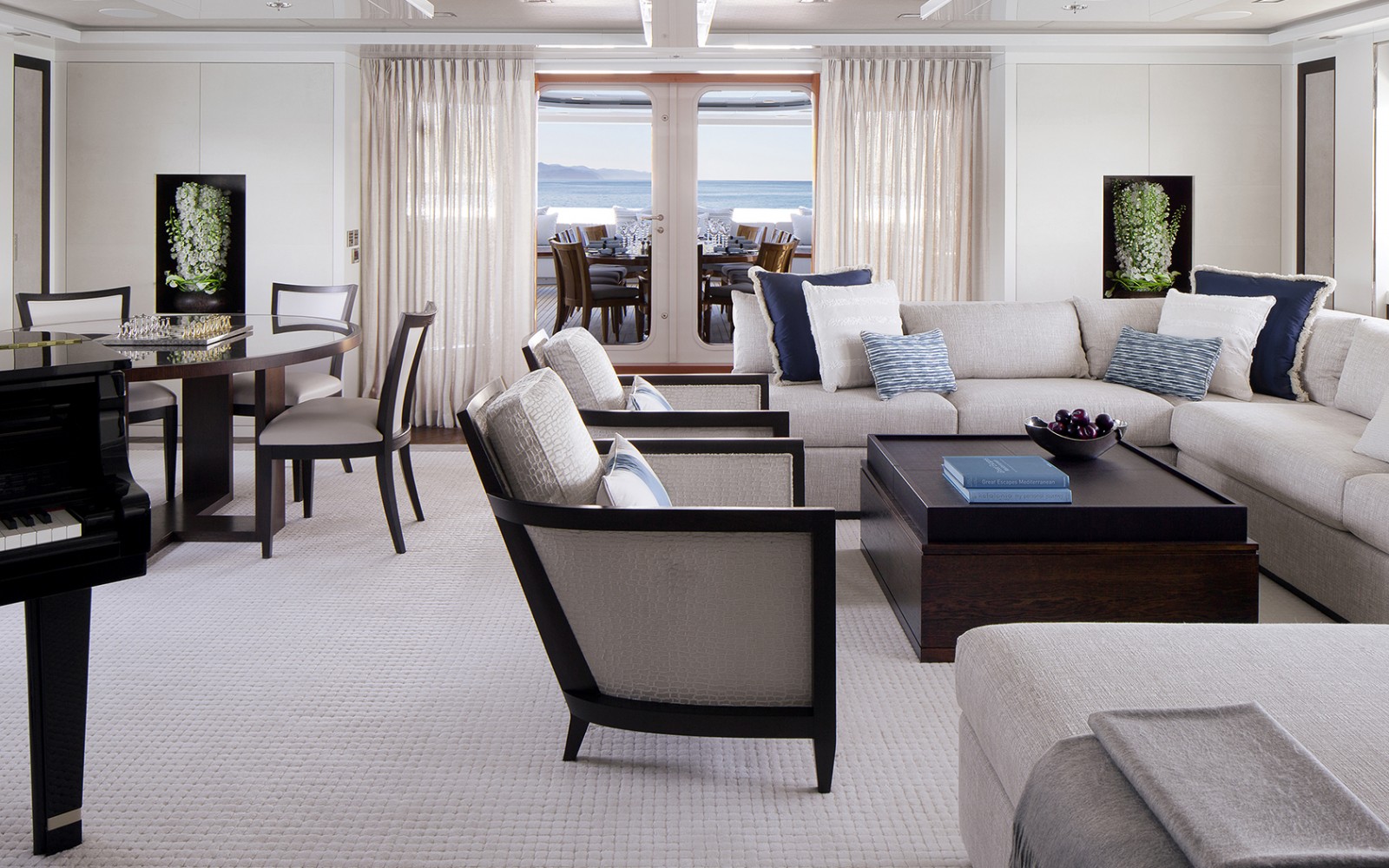 A Luxurious Yacht Design by H2 That Will Make You Want to Buy One