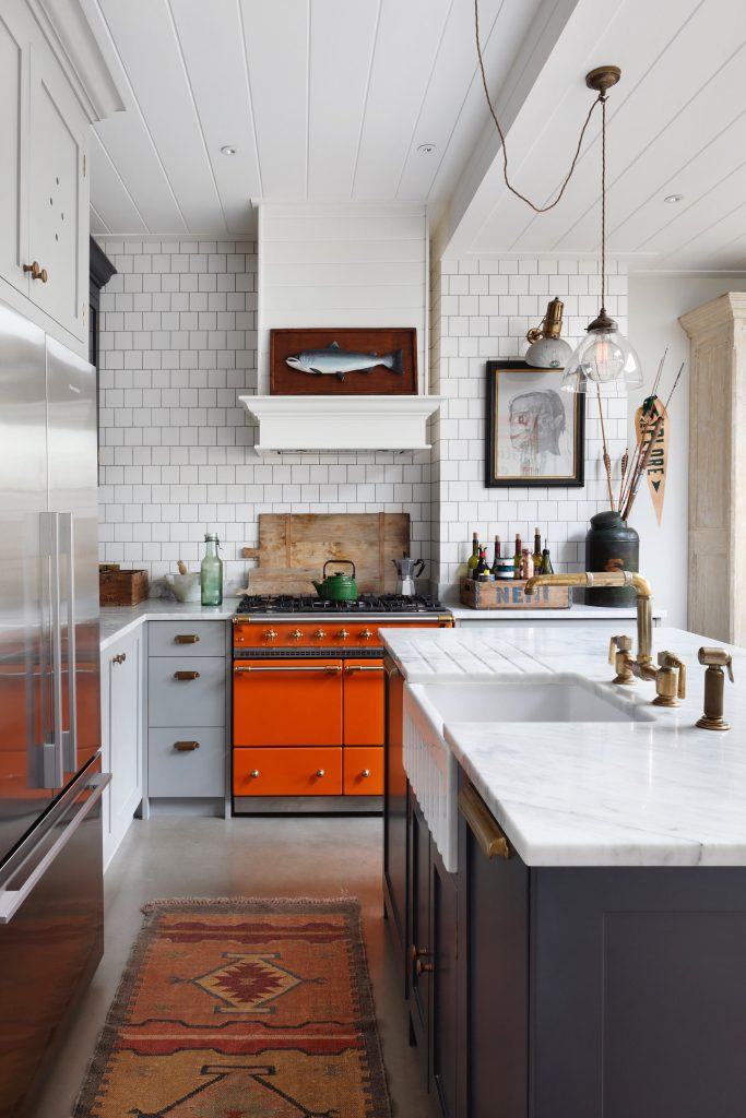 6 Ways You Can Use Orange In Your Mid-Century Decor This Summer_3