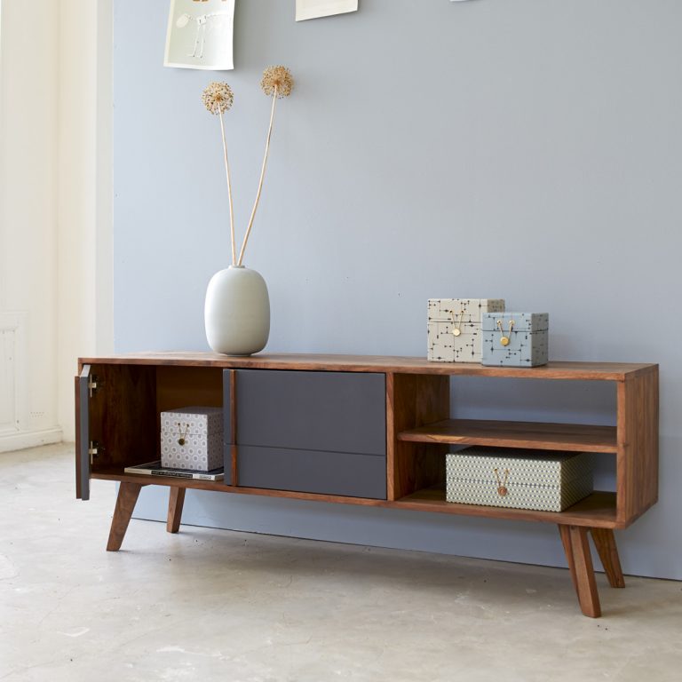 8 Essential Mid-Century Credenzas That Are A Must For Any Design Lover_7