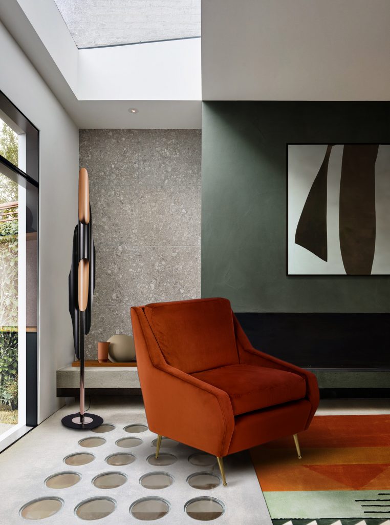 16 Mid-Century Armchairs Ready To Take Over Your Home_13