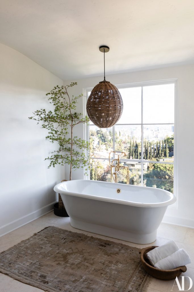 Celebrity Homes Inside Ashley Tisdale's Hollywood Hills Home_10