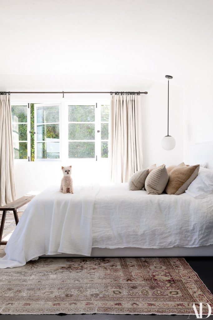 Celebrity Homes Inside Ashley Tisdale's Hollywood Hills Home_8