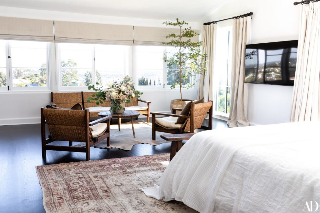 Celebrity Homes Inside Ashley Tisdale's Hollywood Hills Home_8