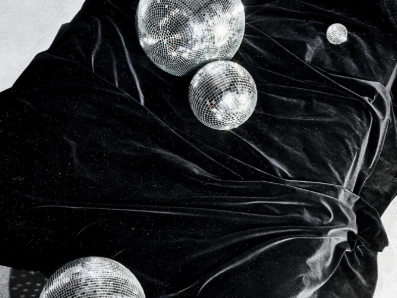 Sasha Bikoff's New Fabric Collection With Vervain Is To Die For!_6