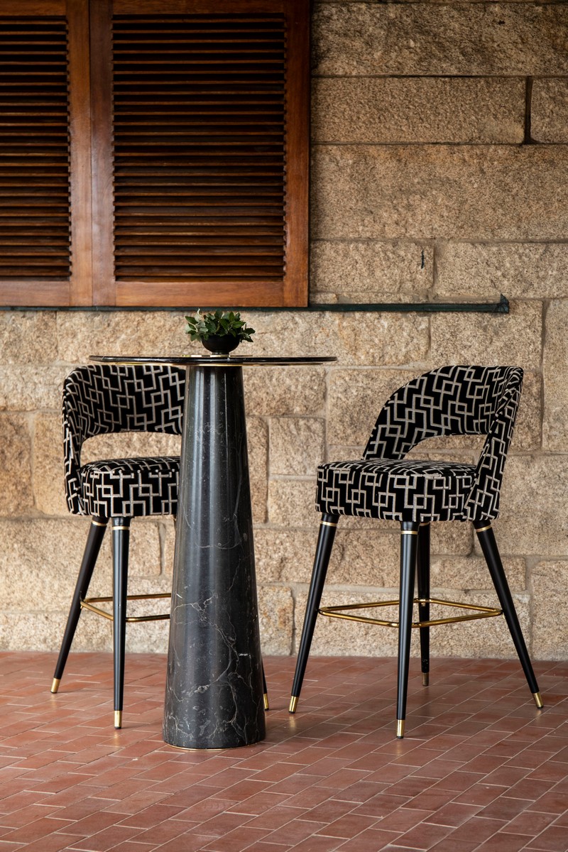5 Hot Outdoor Decor Ideas To Improve Your Balcony Or Garden Design!
