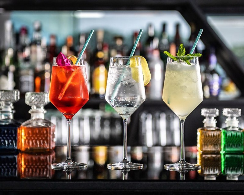 See The Trendy Mid-Century Modern Design Of The Famous Oliveto Restaurant & Lounge!