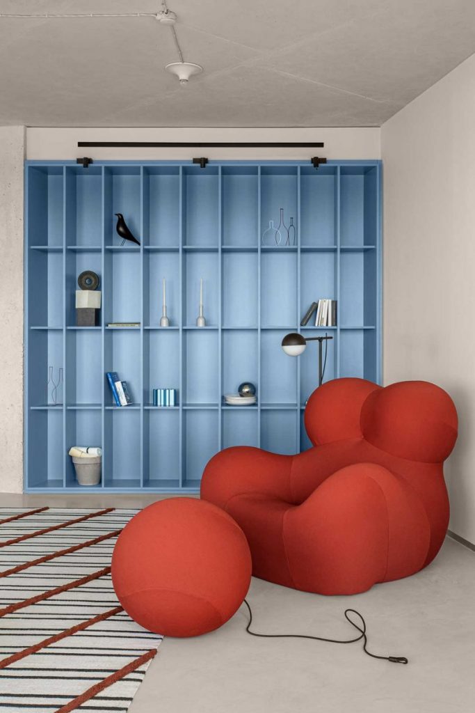 Design Spotlight This Kiev Apartment Radiates Contemporary Design Vibes_1
