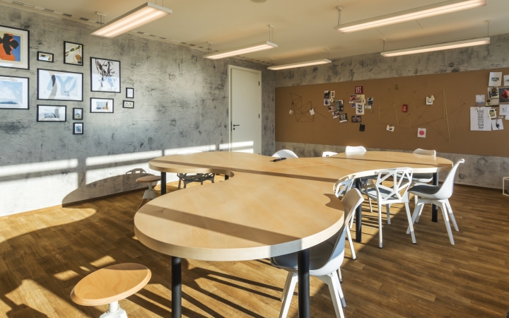 Here Are The Names of The Best Showrooms in Warsaw! _3