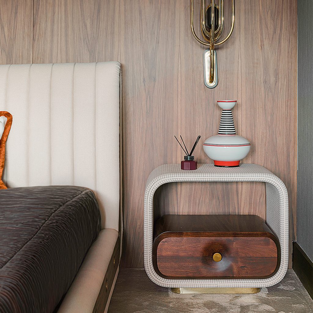 The 20 Luxury Nightstands You Need In Your Home Now_2