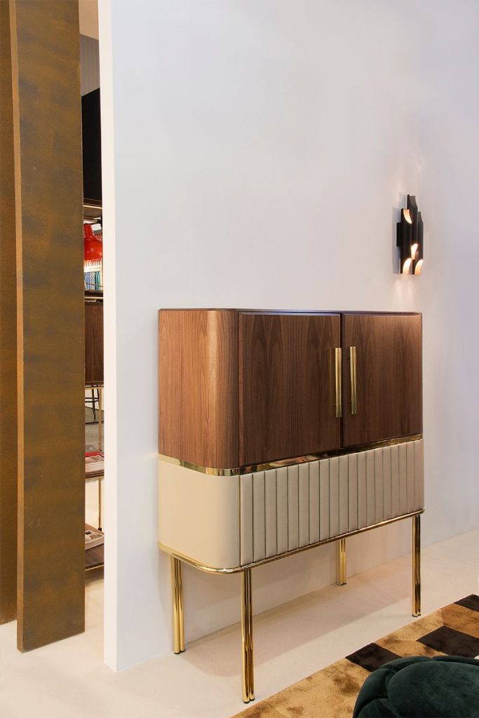 These Are The Modern Cabinets You Need For Your Home Bar Right Now_3