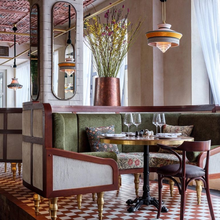 Holloways of Ludlow Luxury Furniture In One Place_2