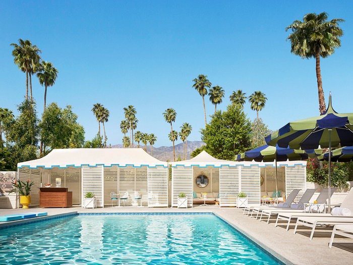The Splashy Parker Palm Springs Hotel Designed by Jonathan Adler_13