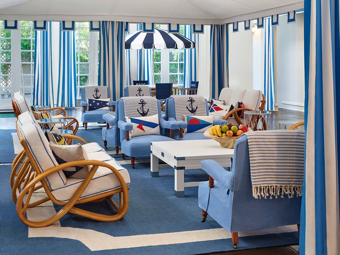 The Splashy Parker Palm Springs Hotel Designed by Jonathan Adler_7