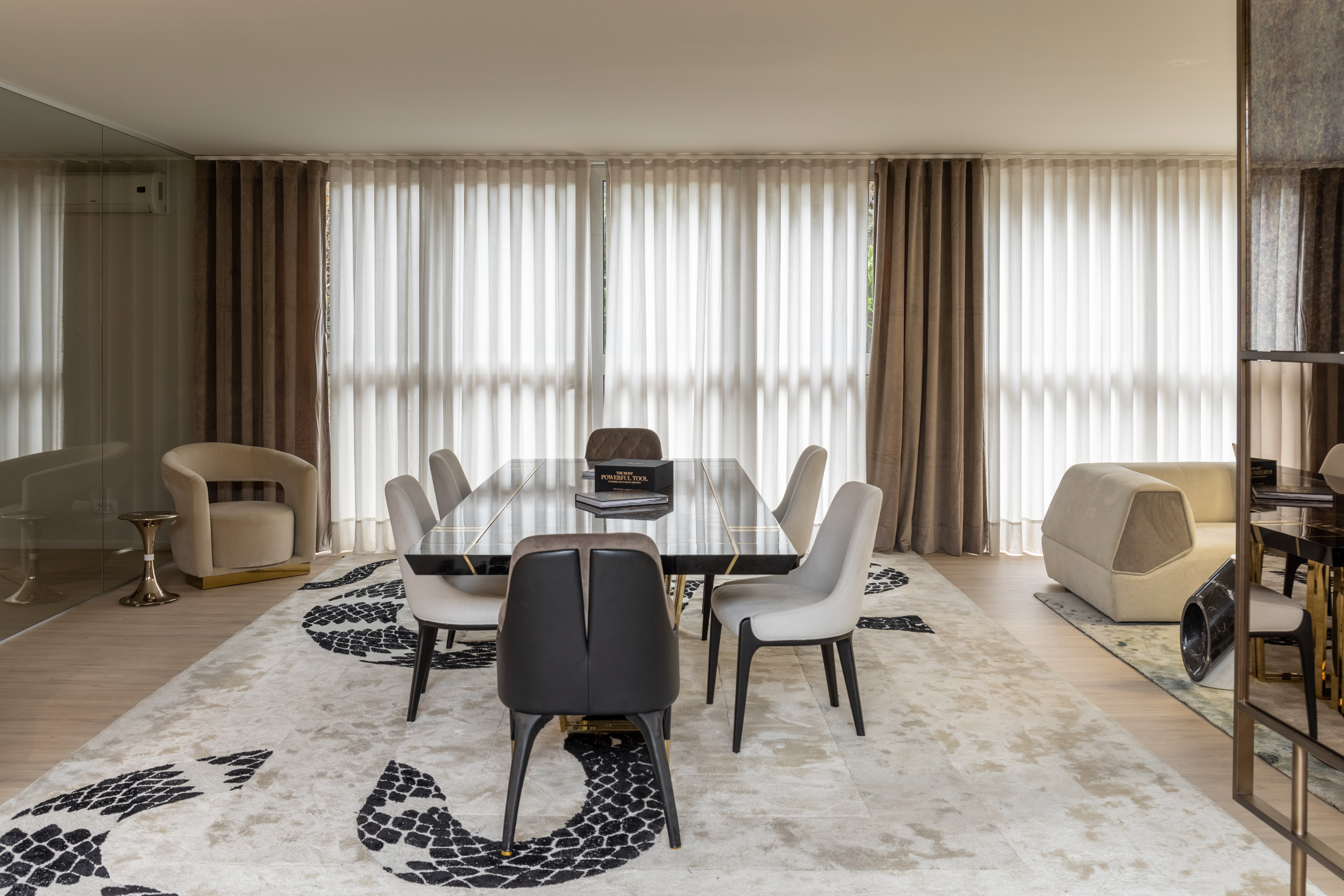 Shh... This Will Be The New Go-To Showroom For All Luxury Design Lovers!