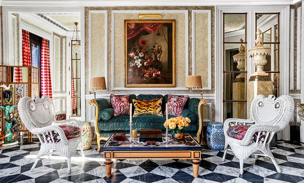 Design Experts Pick The 55 Best Living Room Color Ideas_12
