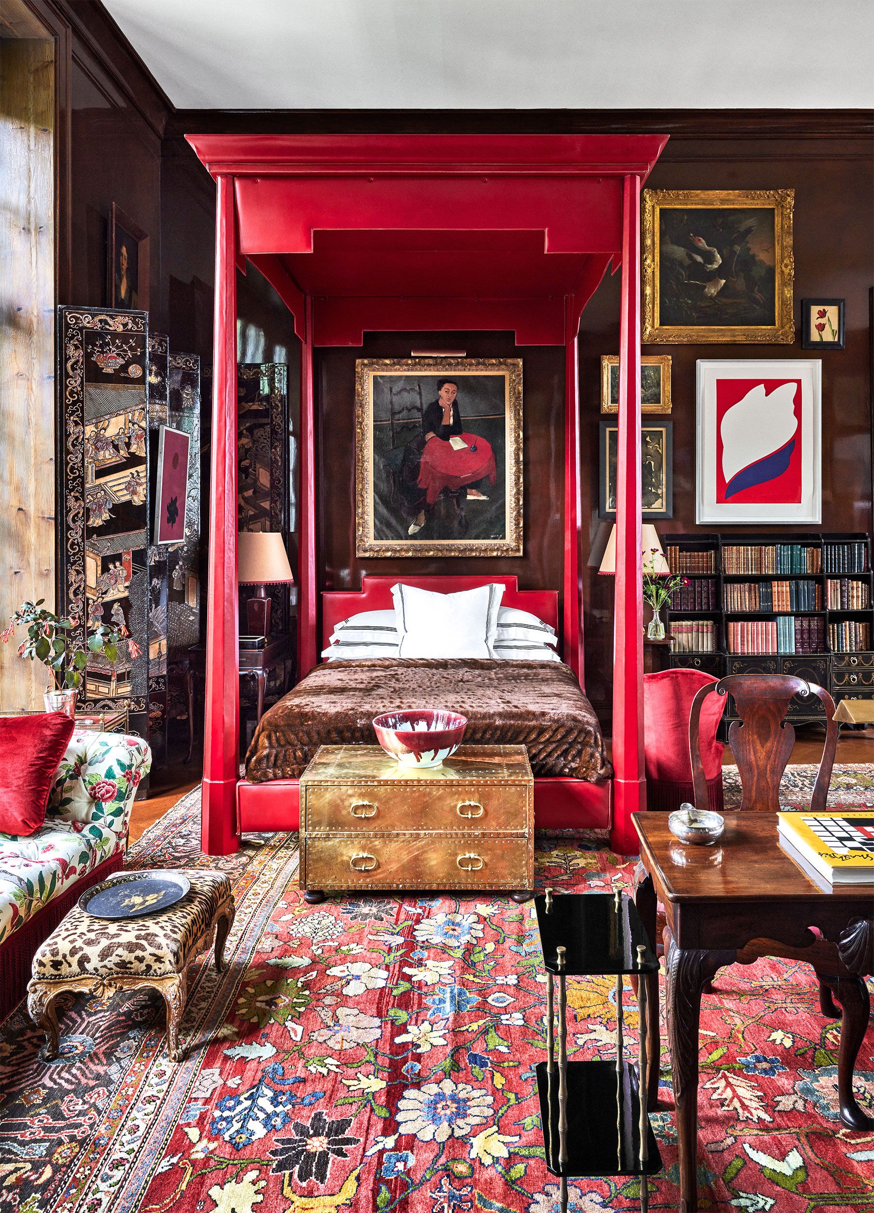 Design Experts Pick The 55 Best Living Room Color Ideas_18