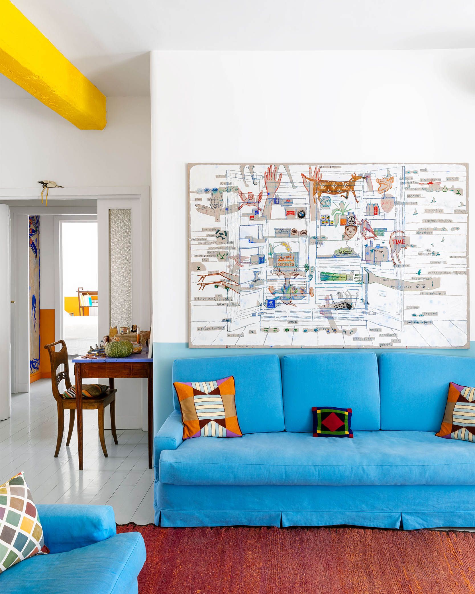 Design Experts Pick The 55 Best Living Room Color Ideas_20