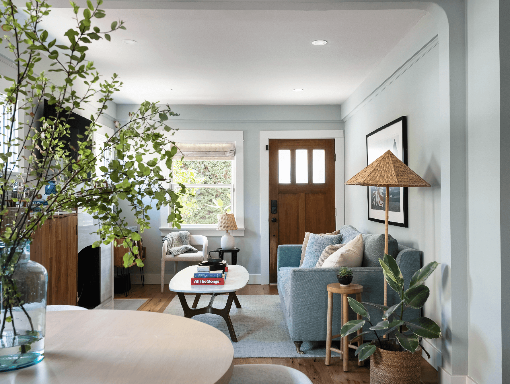 Design Experts Pick The 55 Best Living Room Color Ideas_4