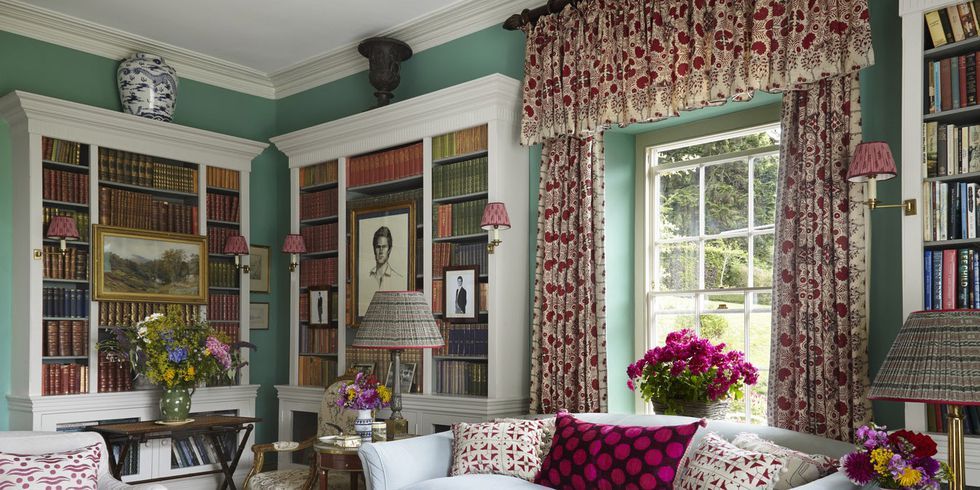 Design Experts Pick The 55 Best Living Room Color Ideas_52