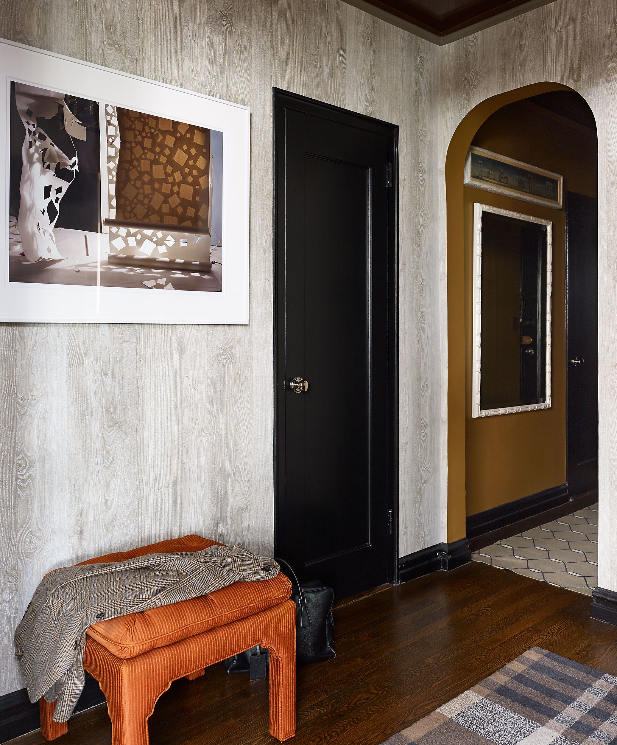 11 Hallway Decor Ideas Worth Narrowing In On_11
