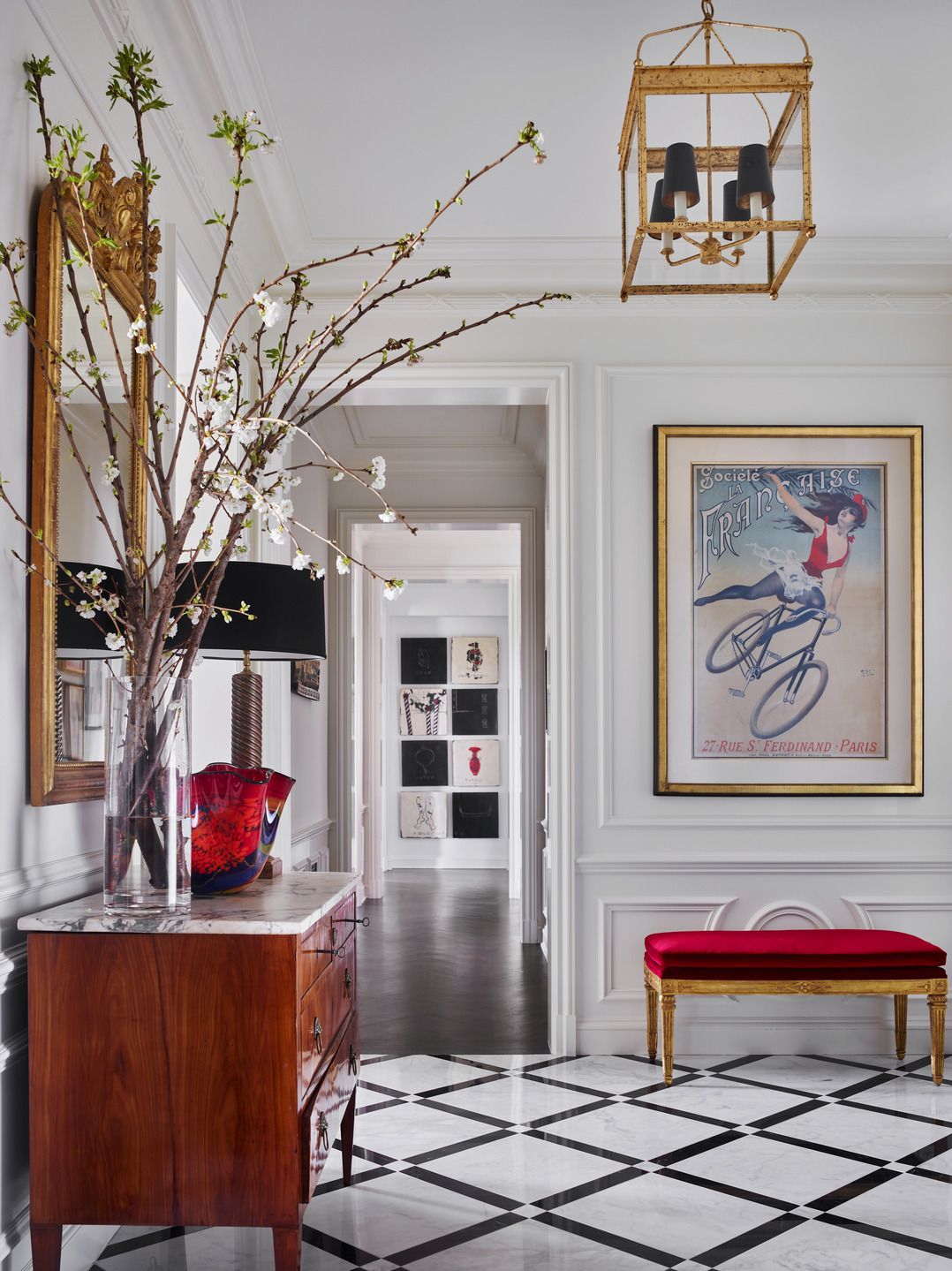 20 Entryway Table Ideas For A Warm Welcome Into Your Home_12