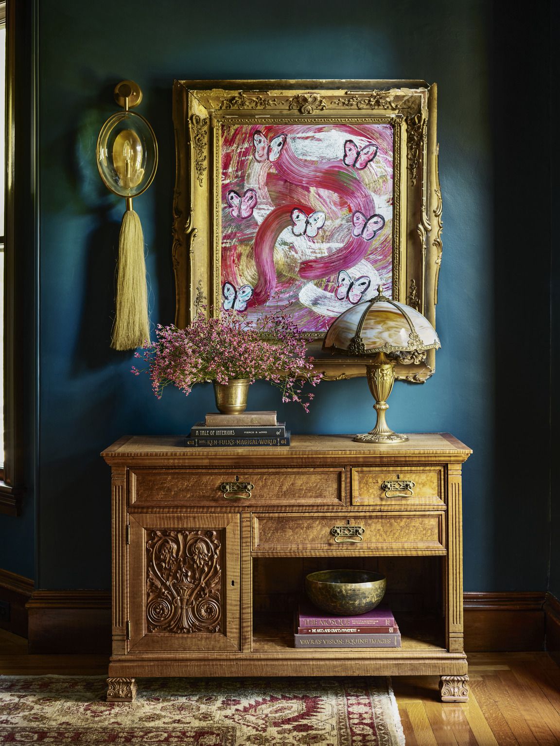 20 Entryway Table Ideas For A Warm Welcome Into Your Home_15