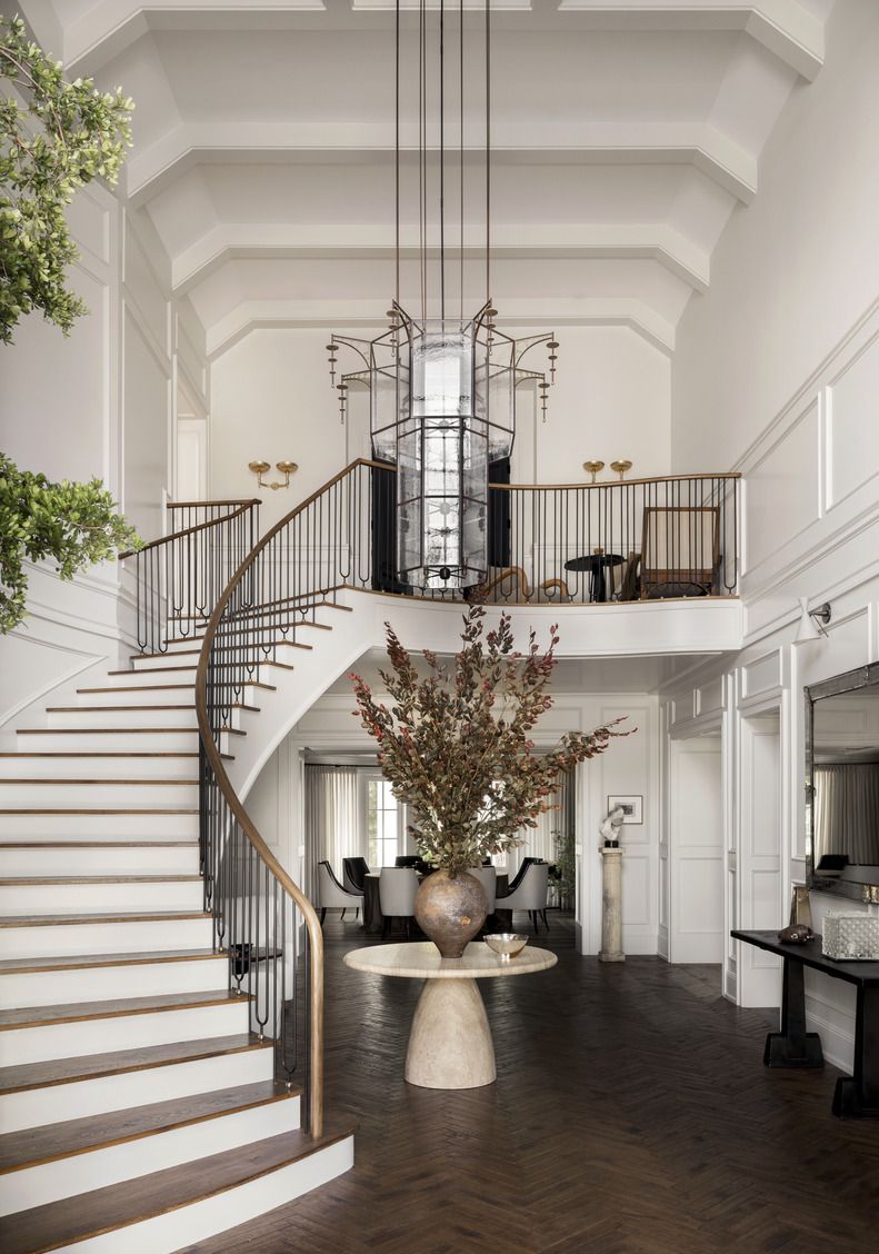20 Entryway Table Ideas For A Warm Welcome Into Your Home_16