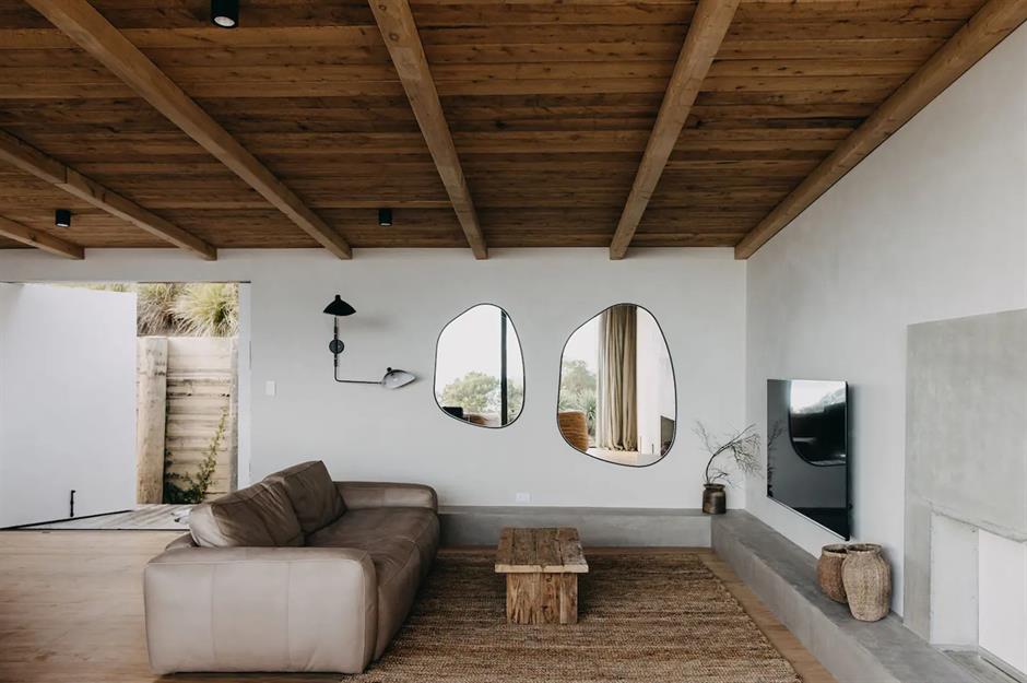 The World's Most Spectacular Modern Homes_12