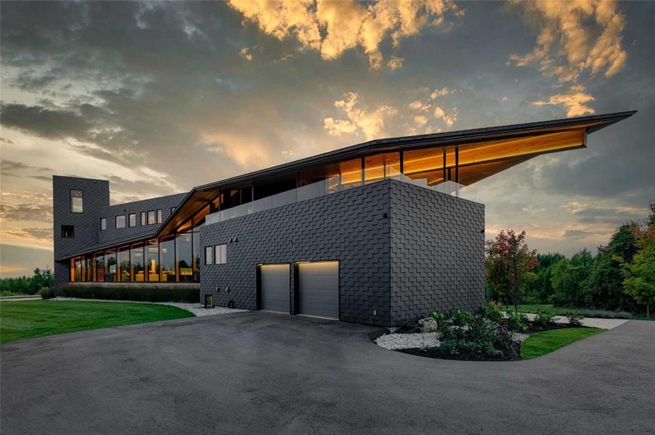 The World's Most Spectacular Modern Homes_14
