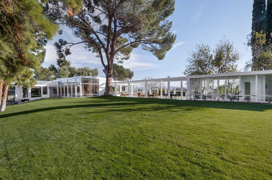 Hollywood Homes Of The Rich And Famous_20