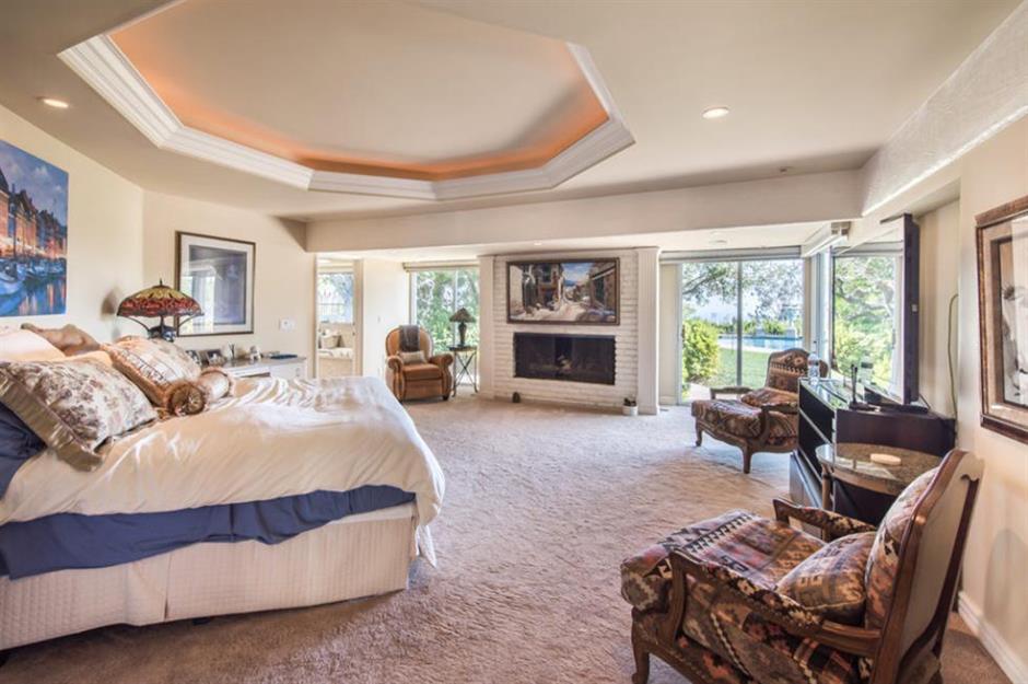 Hollywood Homes Of The Rich And Famous_30