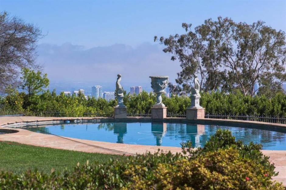 Hollywood Homes Of The Rich And Famous_30