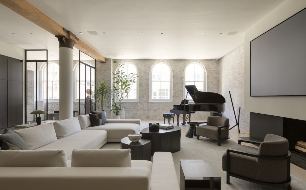 Top 10 NYC Interior Designers Near Me To With Any Project_10