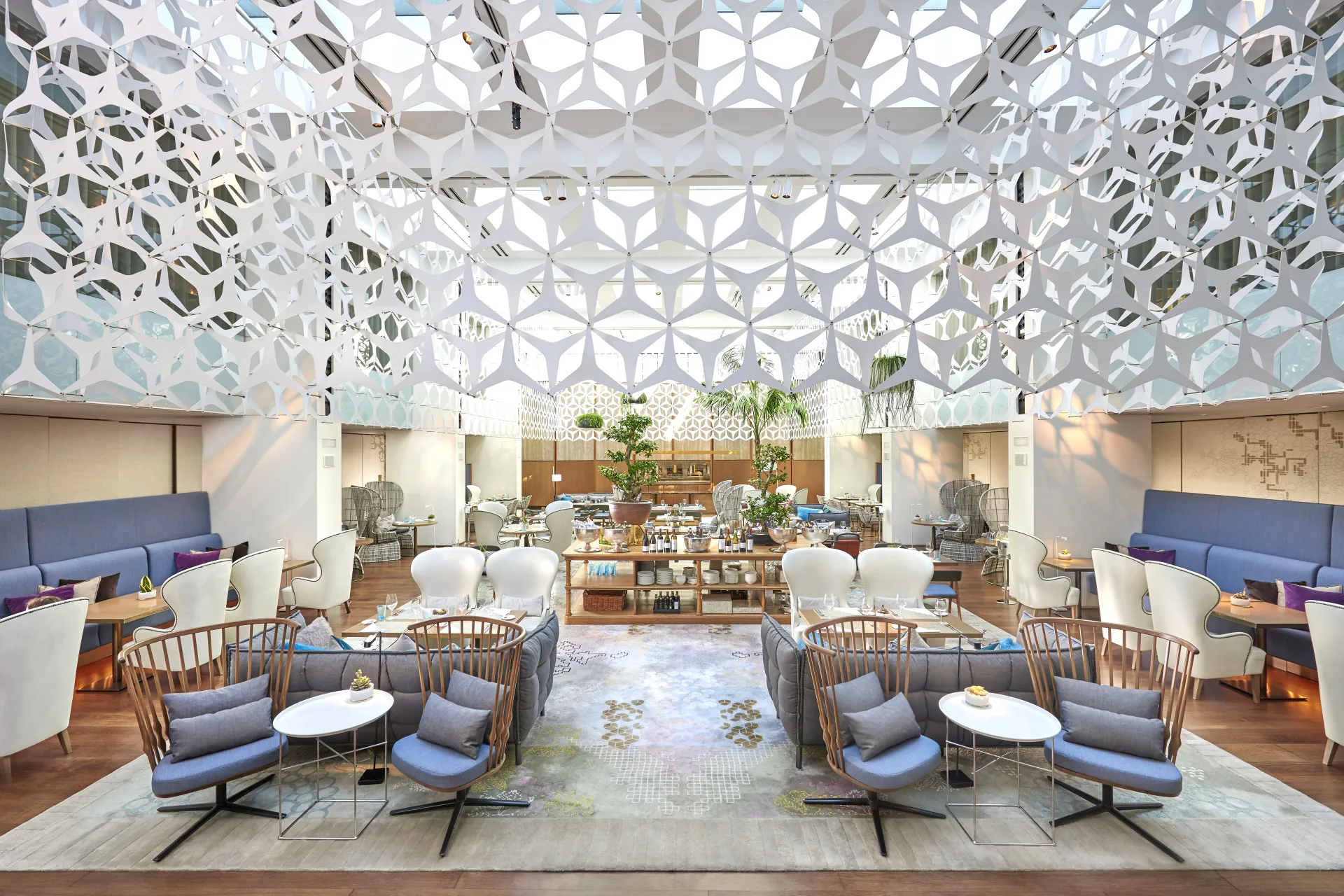 The 29 Most Stunning Hotel Lobbies In The World_14