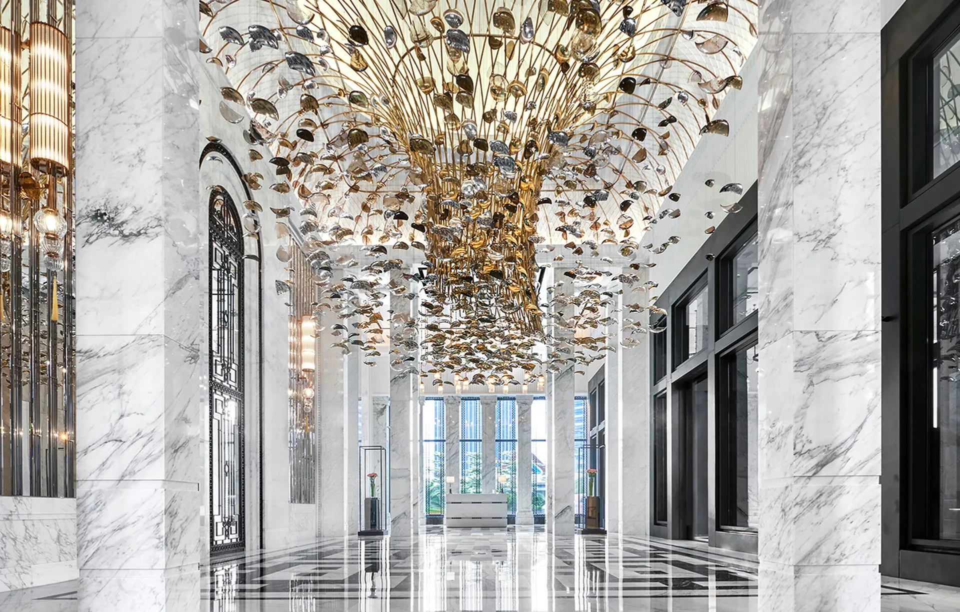 The 29 Most Stunning Hotel Lobbies In The World_4