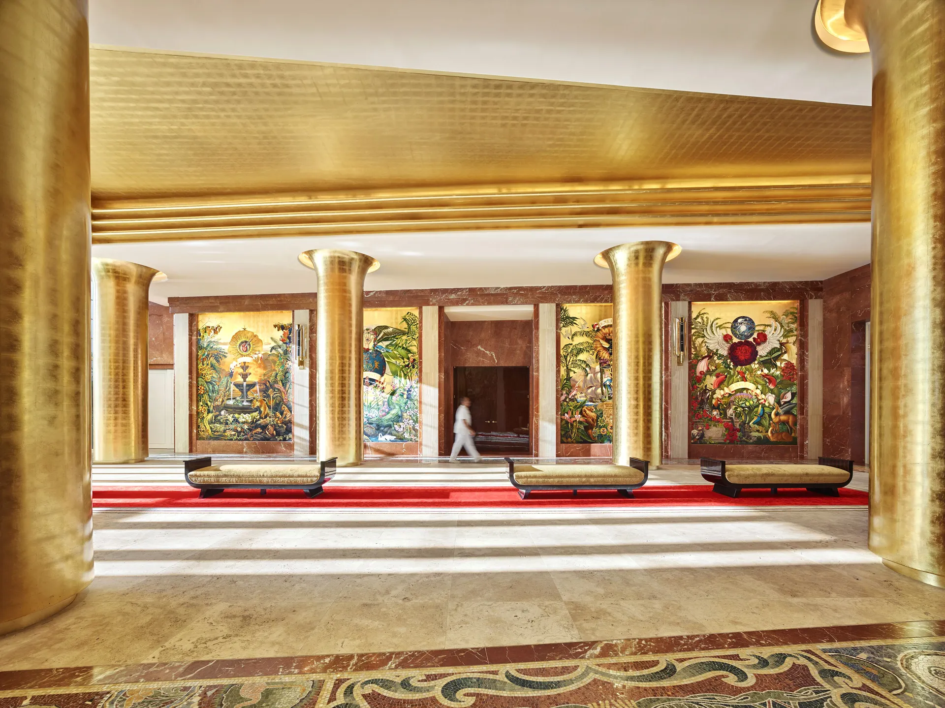 The 29 Most Stunning Hotel Lobbies In The World_6