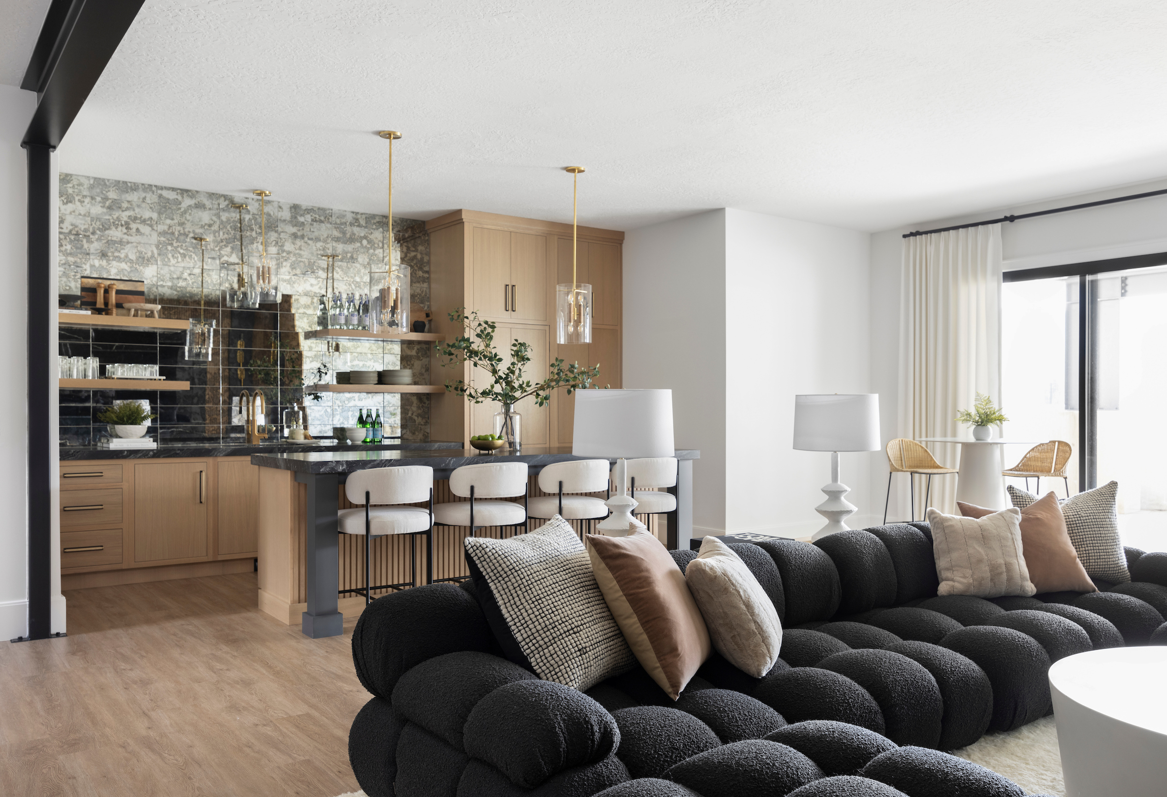 Unveiling The Elegance In The Interiors Of Andrea West Design_2