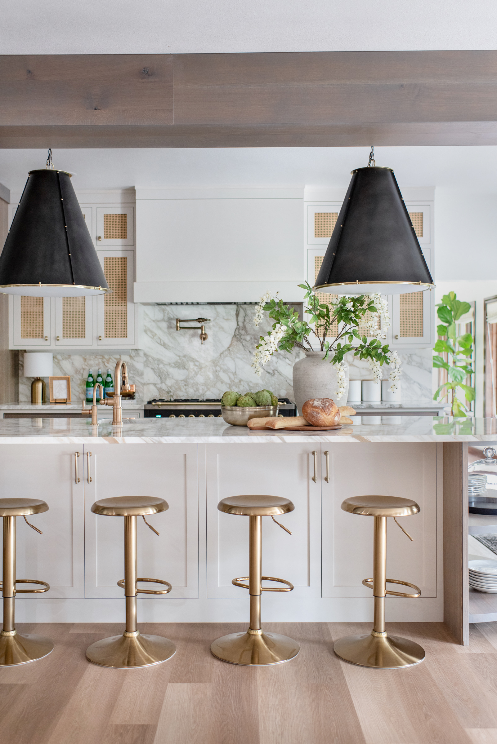 Unveiling The Elegance In The Interiors Of Andrea West Design_3