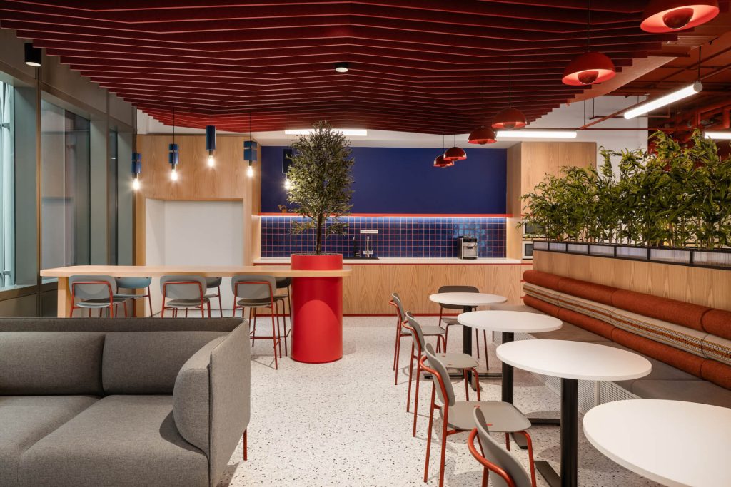 Swiss Bureau Award-Winning Excellence in Interior Design and Fit-Out Solutions_10