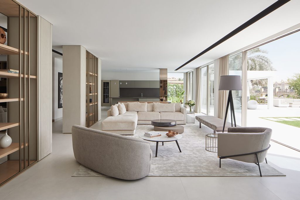 Roar Redefining Interior Design in Dubai Through Innovation and Experience_5