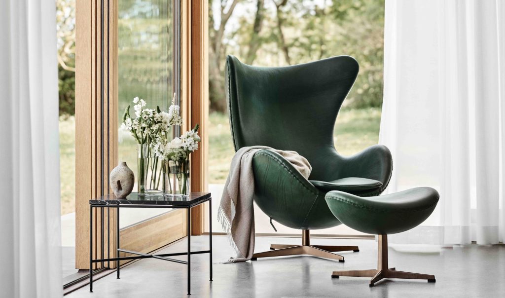 Top 7 Mid‑Century Armchairs to Elevate Your Living Space 3
